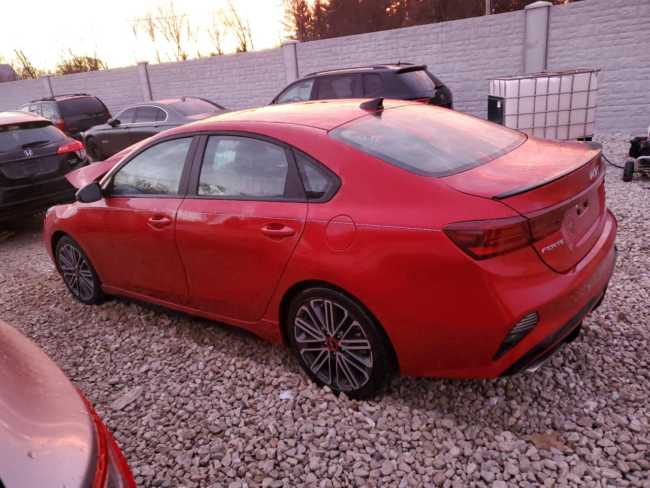 Изображение 2 2023 KIA FORTE GT 2023 с VIN 3KPF44AC1PE600476