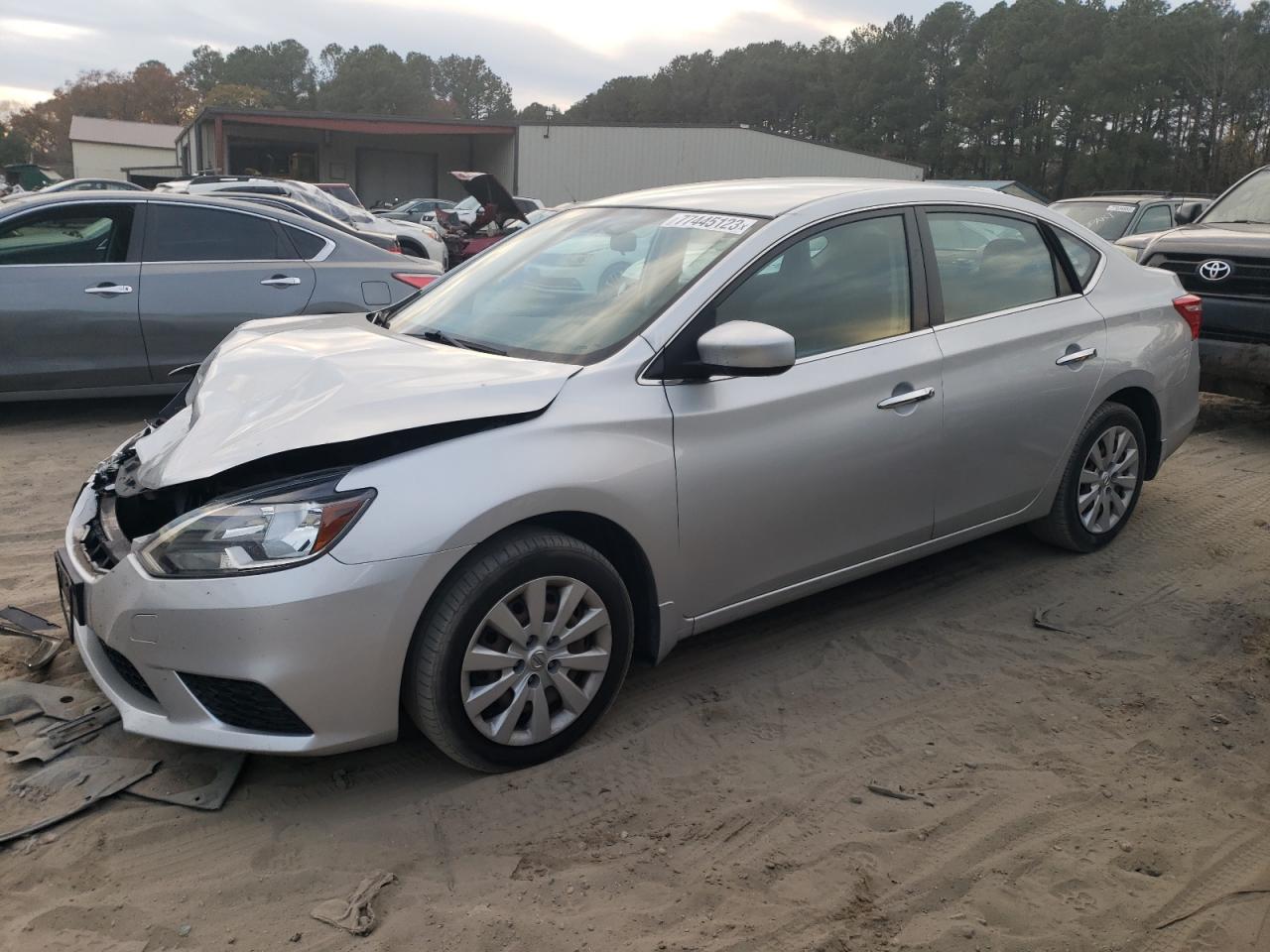 Изображение 1 2017 NISSAN SENTRA S 2017 с VIN 3N1AB7AP5HY212898