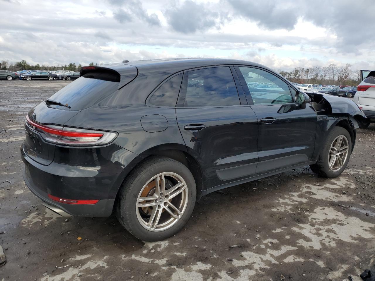 Image 3 of 2021 PORSCHE MACAN  2021 with VIN WP1AA2A59MLB07963