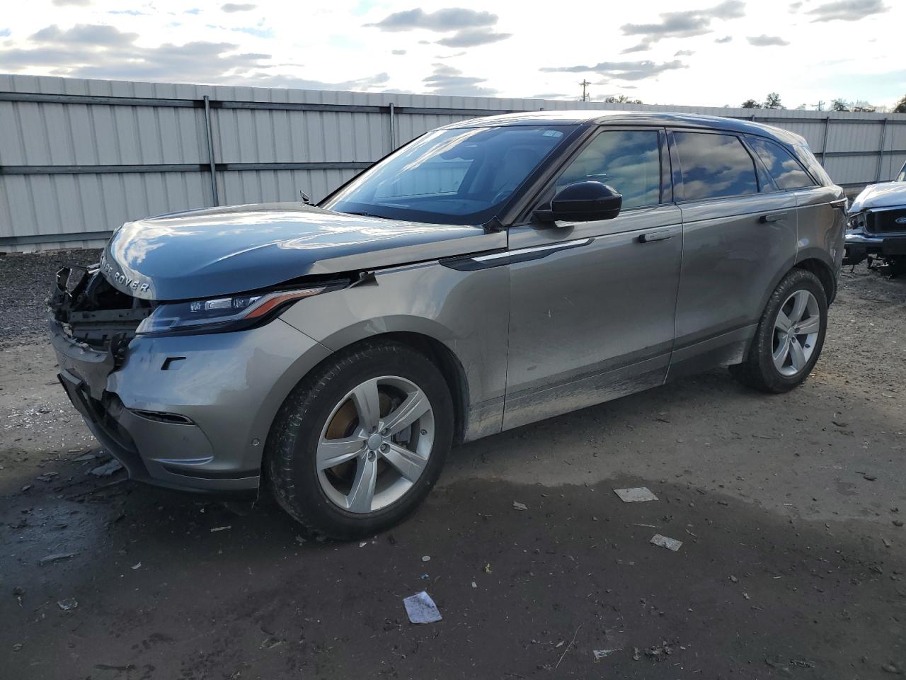 Image 1 of 2018 LAND ROVER RANGE ROVER VELAR S 2018 with VIN SALYB2RV5JA738355