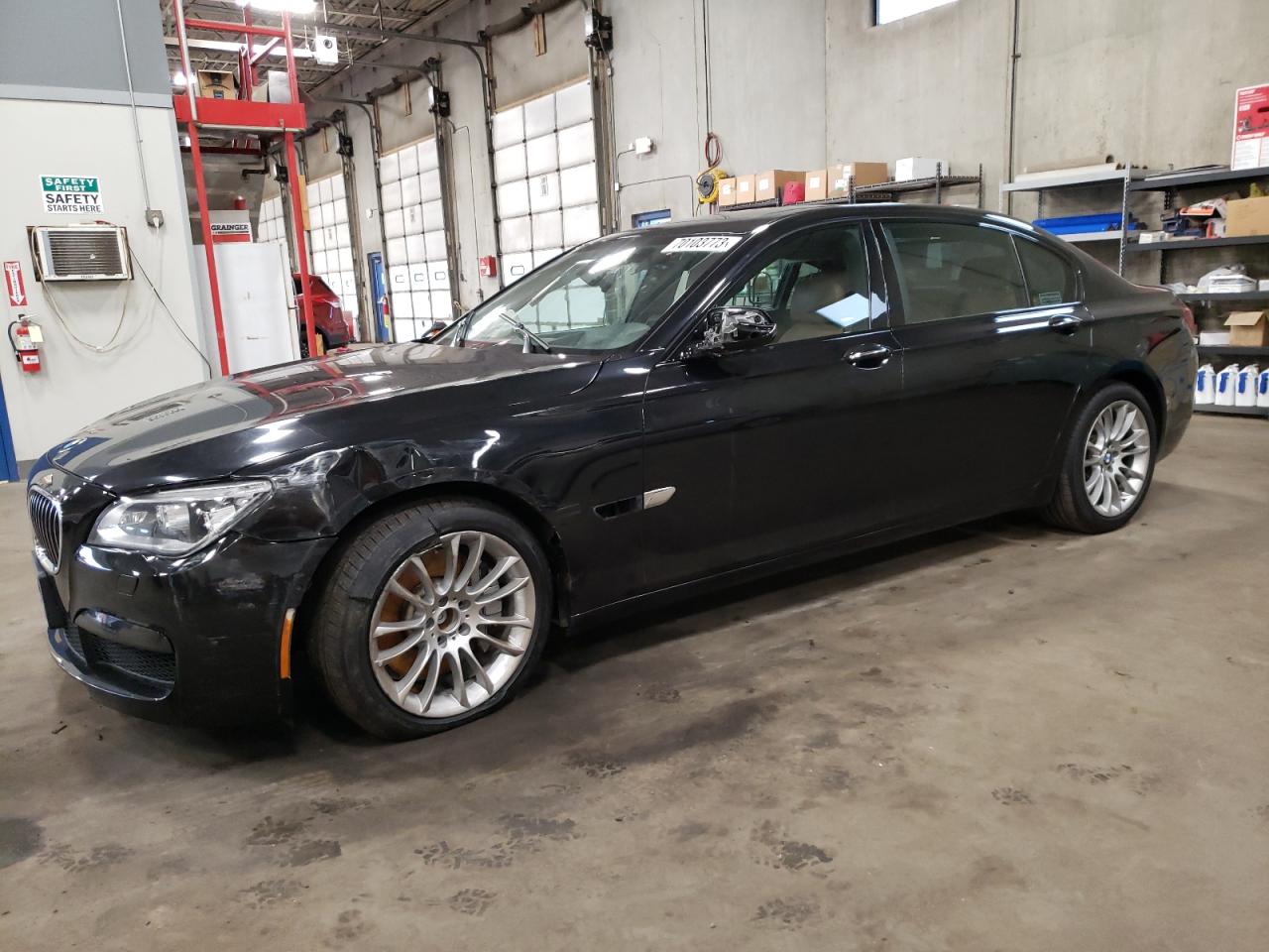 Obraz 1 z Bmw 750 Lxi 2015 z VIN WBAYF8C53FD654710