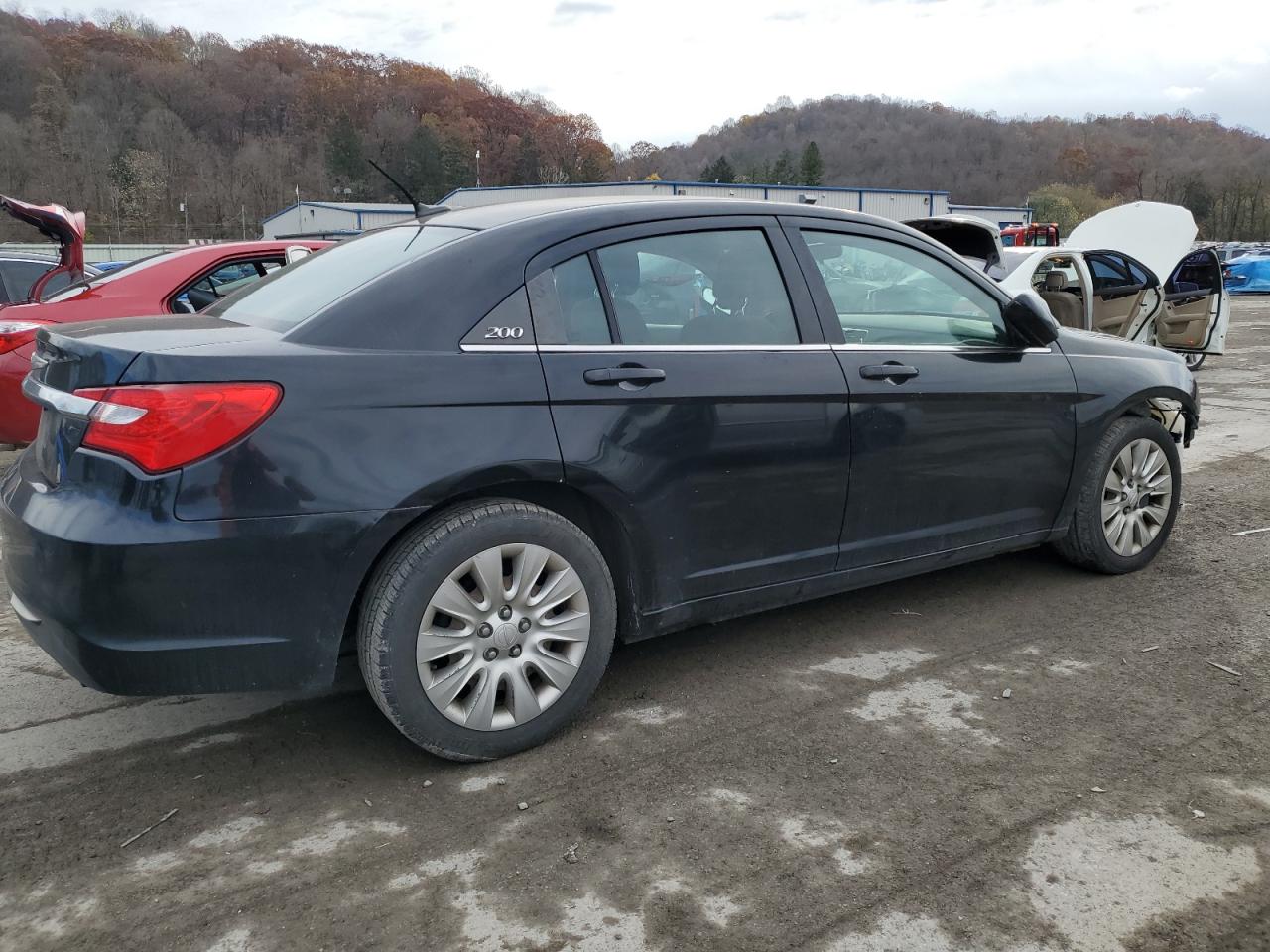Obraz 3 z 2014 CHRYSLER 200 LX 2014 z VIN 1C3CCBAB7EN210335