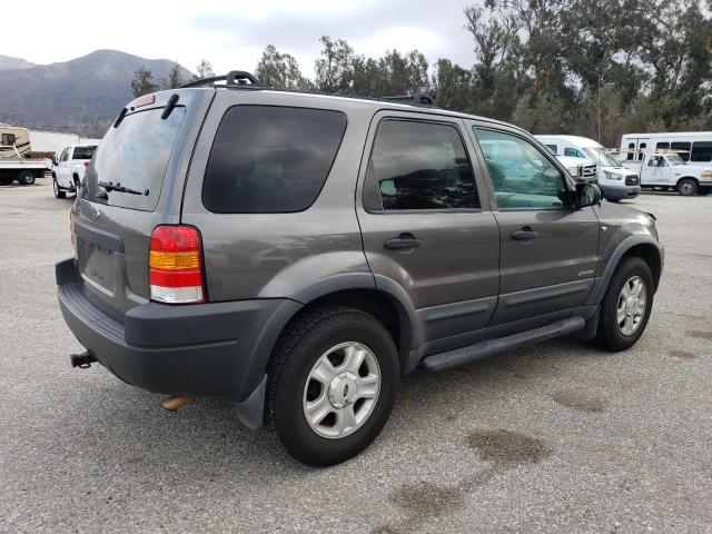 Image 3 of 2002 FORD ESCAPE XLT 2002 with VIN 1FMCU04122KB54202