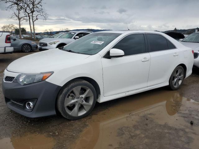 Image 1 of 2013 TOYOTA CAMRY SE 2013 with VIN 4T1BK1FK1DU526441