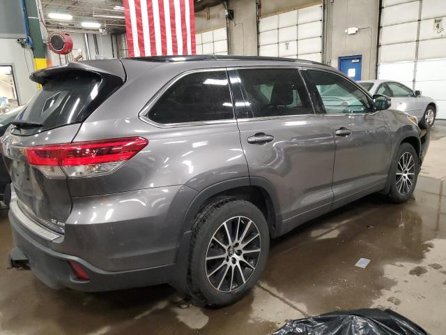 Image 3 of 2017 TOYOTA HIGHLANDER SE 2017 with VIN 5TDJZRFH7HS358510