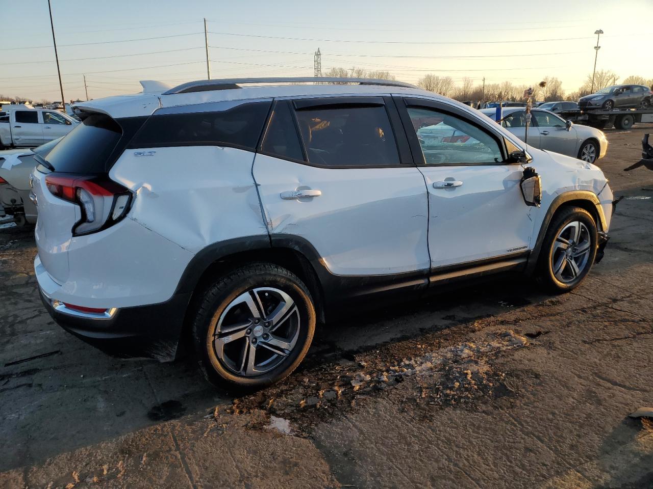 Изображение 3 2020 GMC TERRAIN SLT 2020 с VIN 3GKALPEV9LL217289