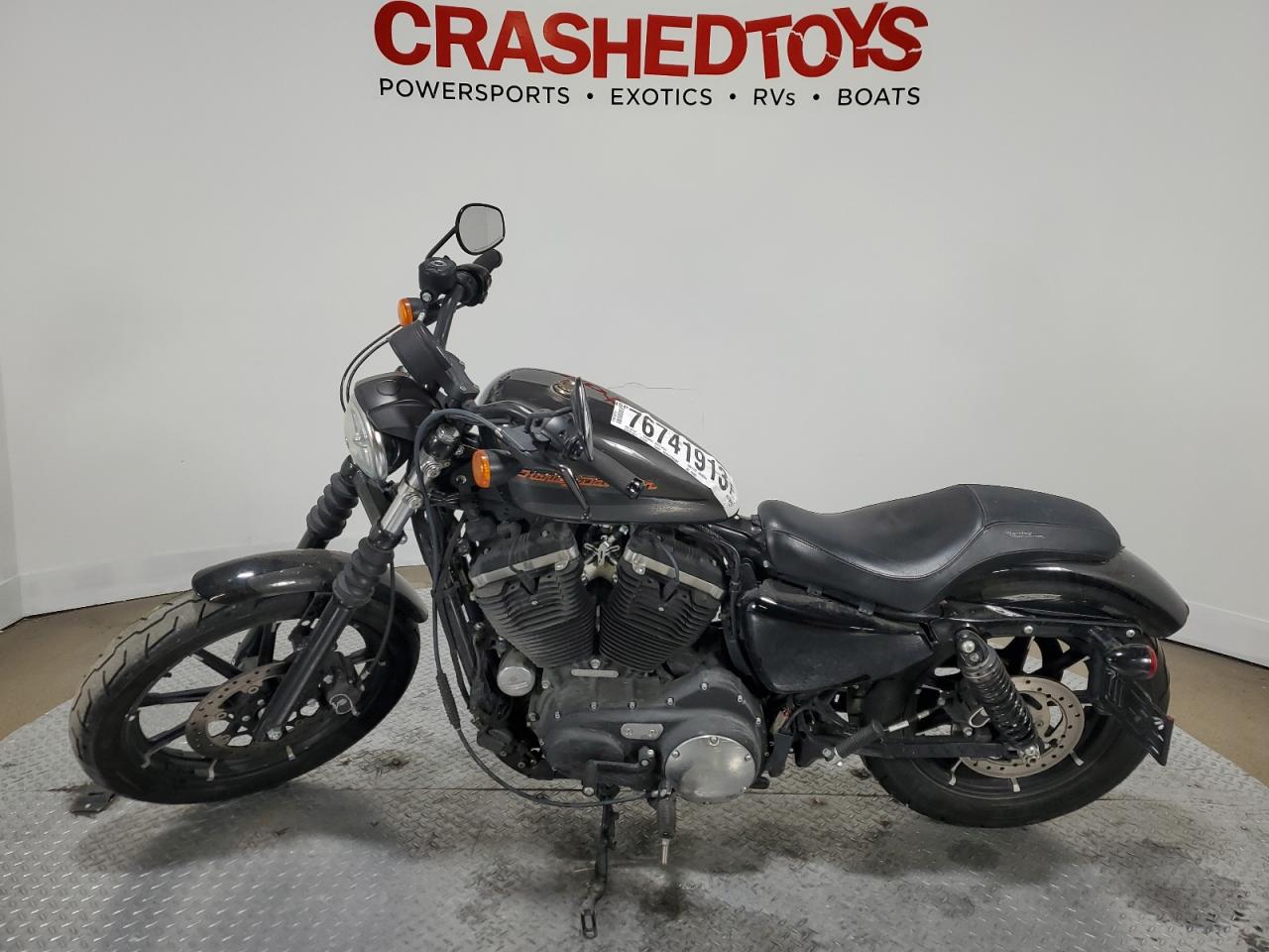 Image 3 of 2019 HARLEY-DAVIDSON XL883 N 2019 with VIN 1HD4LE217KC418499