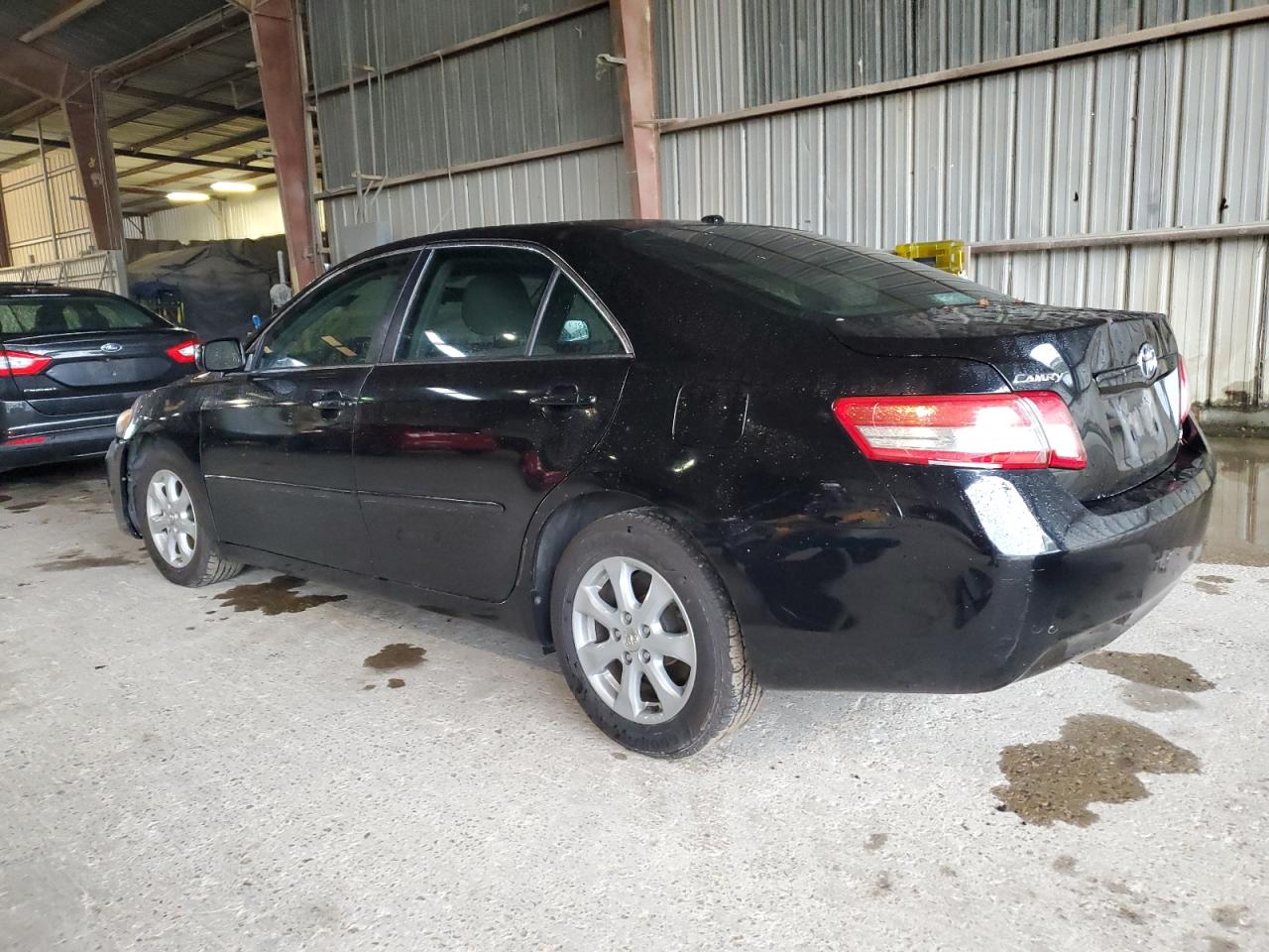 Obraz 2 z 2011 TOYOTA CAMRY BASE 2011 z VIN 4T4BF3EK8BR204139