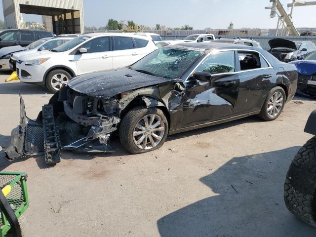 Изображение 1 2016 CHRYSLER 300 LIMITED 2016 с VIN 2C3CCARG0GH314137