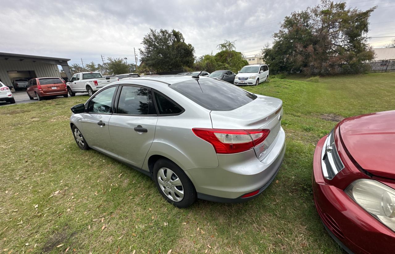 Obraz 3 z 2012 FORD FOCUS S 2012 z VIN 1FAHP3E21CL384549