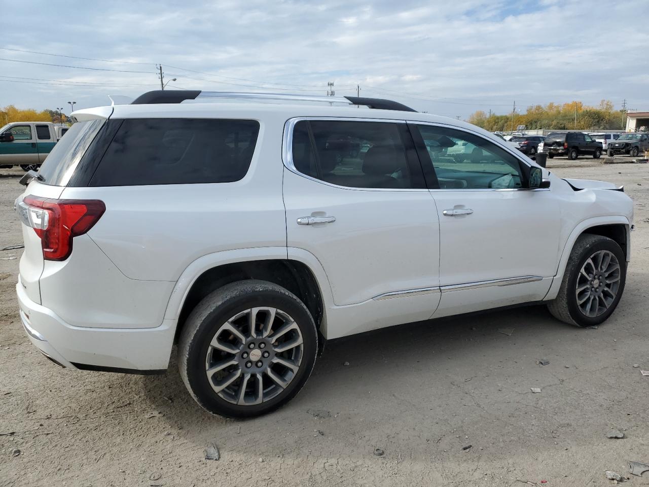 Image 3 of 2021 GMC ACADIA DENALI 2021 with VIN 1GKKNXLS3MZ108991