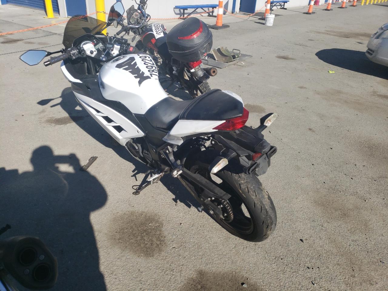 Изображение 3 Kawasaki Ex300 A 2017 с VIN JKAEX8A15HDA30779
