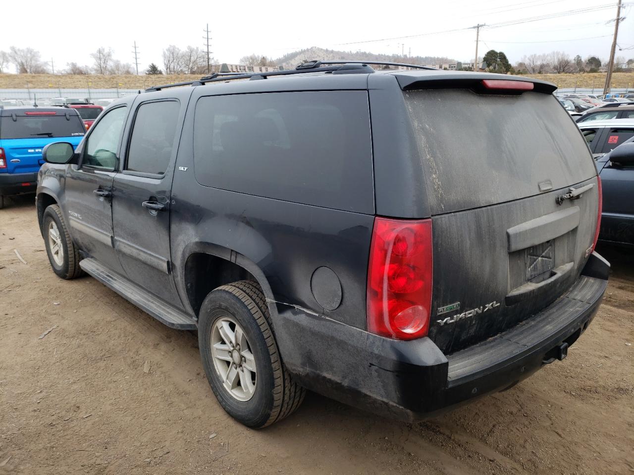 Image 2 of 2012 GMC YUKON XL K1500 SLT 2012 with VIN 1GKS2KE70CR136833