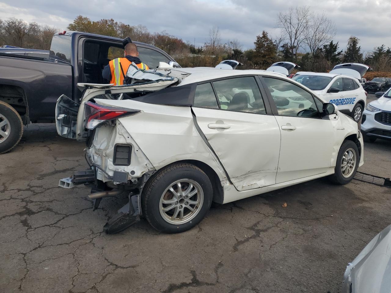 Obraz 3 z 2017 TOYOTA PRIUS  2017 z VIN JTDKBRFU9H3579243