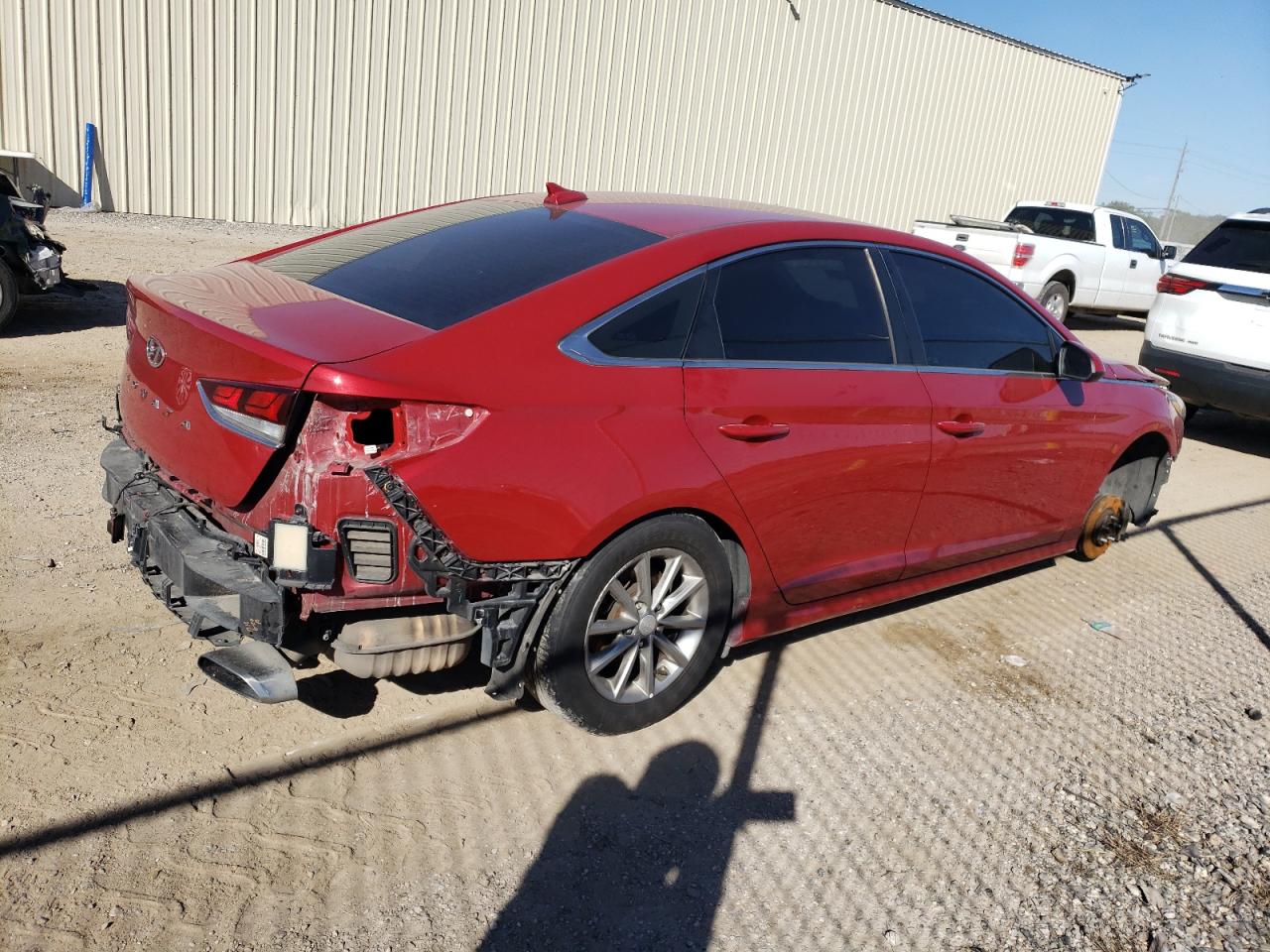 Изображение 3 2018 HYUNDAI SONATA SE 2018 с VIN 5NPE24AF5JH621717