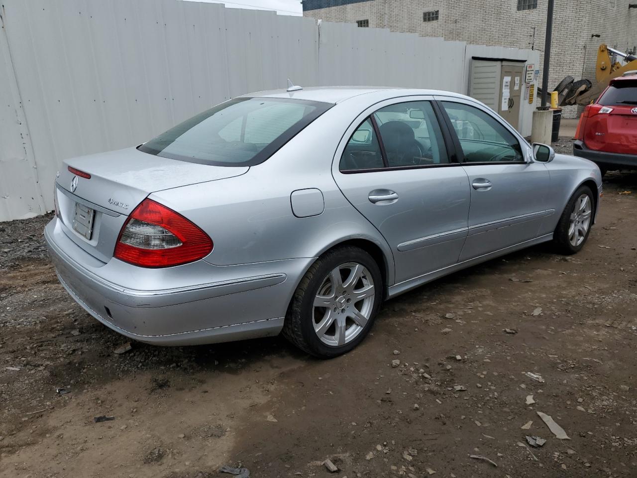 Obraz 3 z 2007 MERCEDES-BENZ E 350 4MATIC 2007 z VIN WDBUF87X17X211242