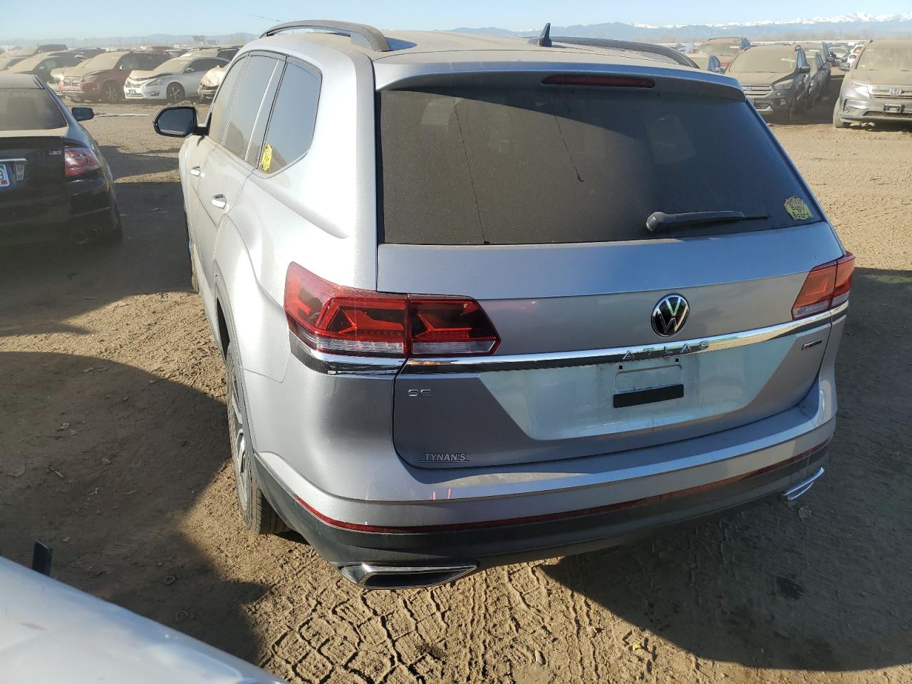 Obraz 2 z 2022 VOLKSWAGEN ATLAS SE 2022 z VIN 1V2LP2CA8NC556294