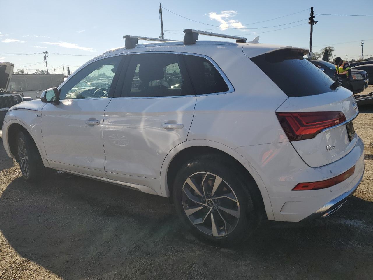 Image 2 of 2023 AUDI Q5 PREMIUM PLUS 45 2023 with VIN WA1EAAFY0P2068748