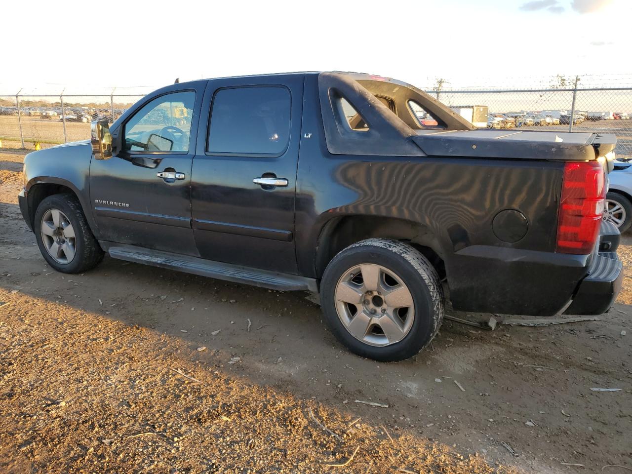Obraz 2 z 2008 CHEVROLET AVALANCHE C1500 2008 z VIN 3GNEC12058G164181