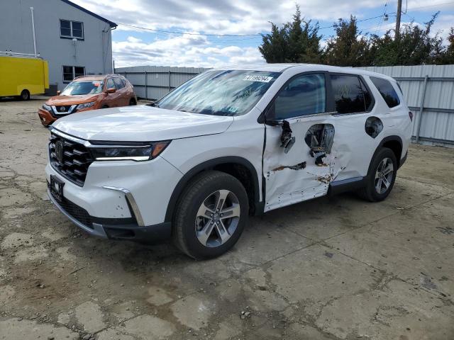 Image 1 of 2023 HONDA PILOT EXL 2023 with VIN 5FNYG1H51PB025117