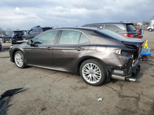 Obraz 2 z 2018 TOYOTA CAMRY HYBRID 2018 z VIN 4T1B21HK0JU009088