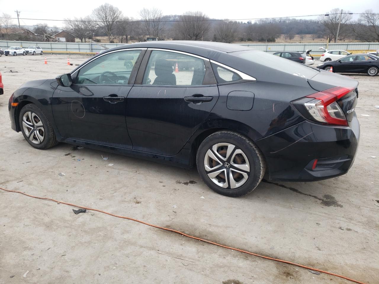 Изображение 2 2018 HONDA CIVIC LX 2018 с VIN 19XFC2F5XJE002217