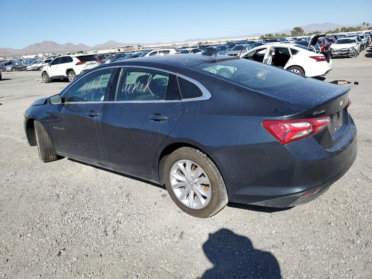 Obraz 2 z 2021 CHEVROLET MALIBU LT 2021 z VIN 1G1ZD5ST4MF025771