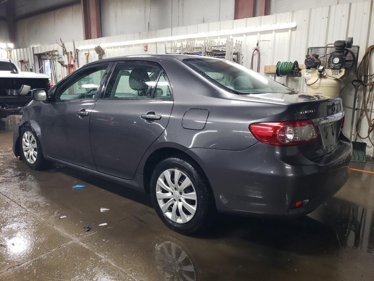 Изображение 2 2012 TOYOTA COROLLA BASE 2012 с VIN 5YFBU4EE2CP020396