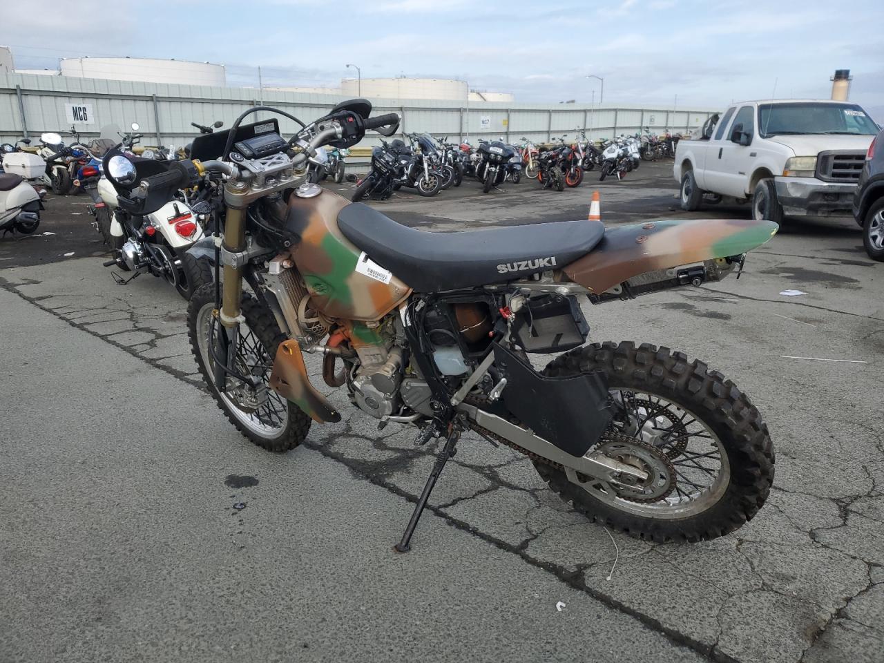 Image 3 of 2015 SUZUKI DR-Z400 SM 2015 with VIN JS1SK44AXF2100997