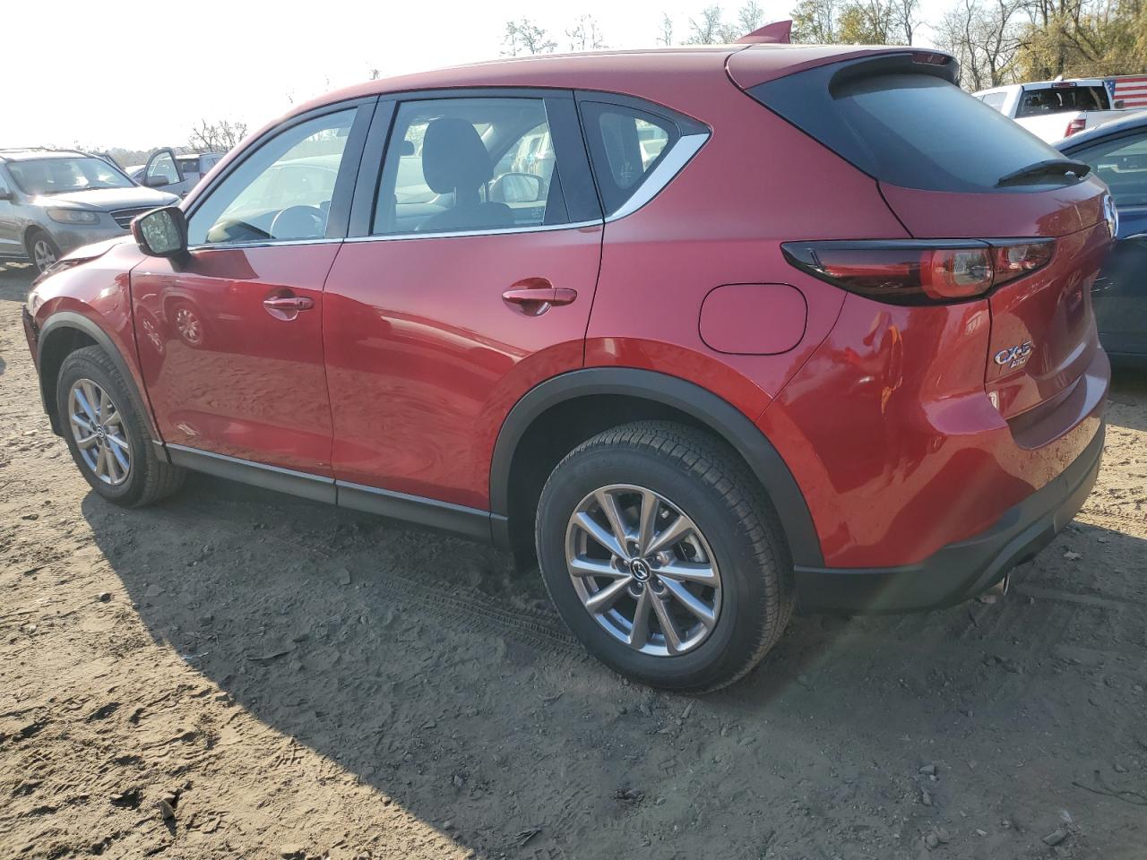 Obraz 2 z 2023 MAZDA CX-5  2023 z VIN JM3KFBAM1P0284695