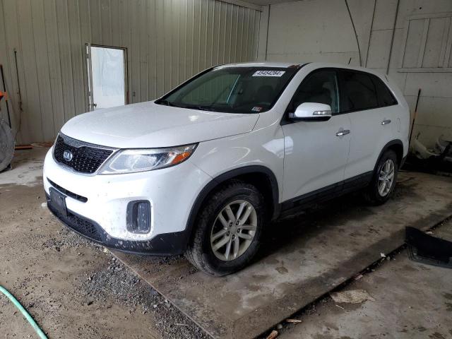 Image 1 of 2015 KIA SORENTO LX 2015 with VIN 5XYKT3A6XFG623374