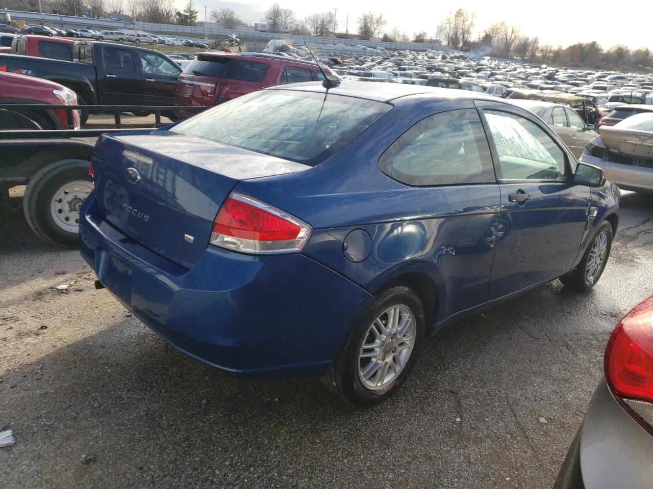 Изображение 3 2008 FORD FOCUS SE 2008 с VIN 1FAHP33N38W139870