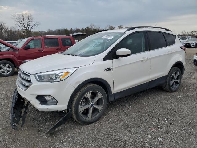 Obraz 1 z 2017 FORD ESCAPE SE 2017 z VIN 1FMCU9G92HUE94937