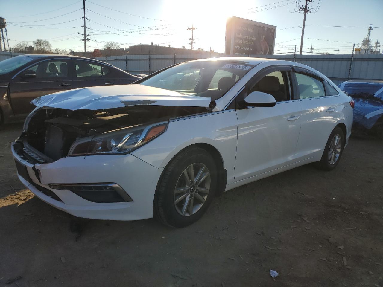Image 1 of 2015 HYUNDAI SONATA SE 2015 with VIN 5NPE24AF1FH240289