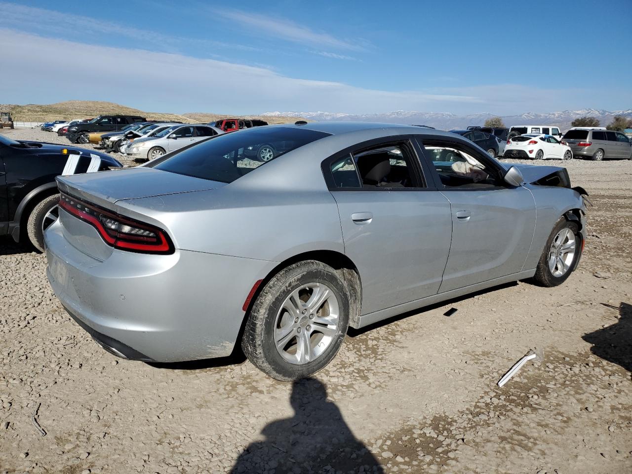 Image 3 of 2022 DODGE CHARGER SXT 2022 with VIN 2C3CDXBGXNH201125