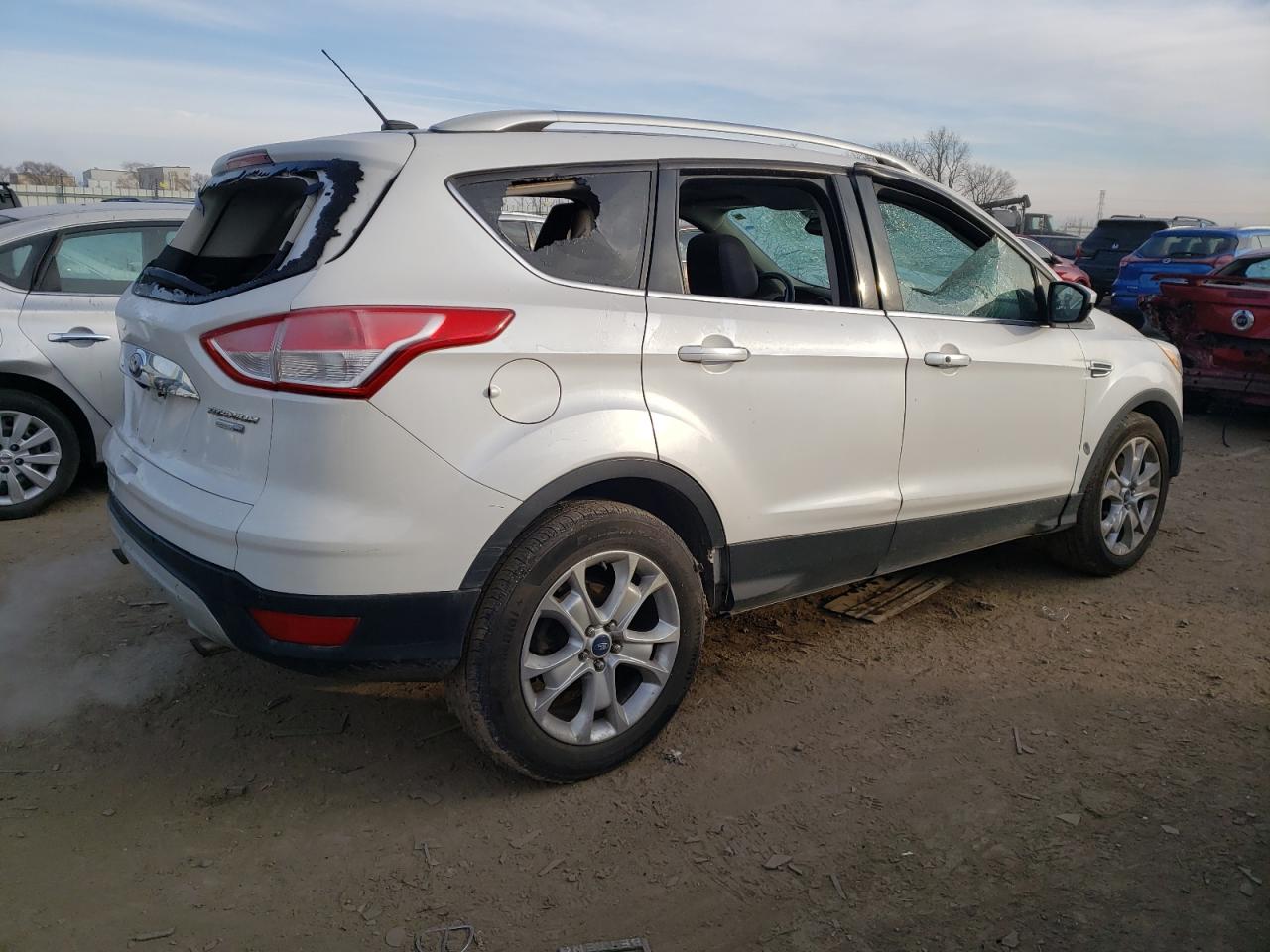 Image 3 of 2015 FORD ESCAPE TITANIUM 2015 with VIN 1FMCU9JXXFUC24178
