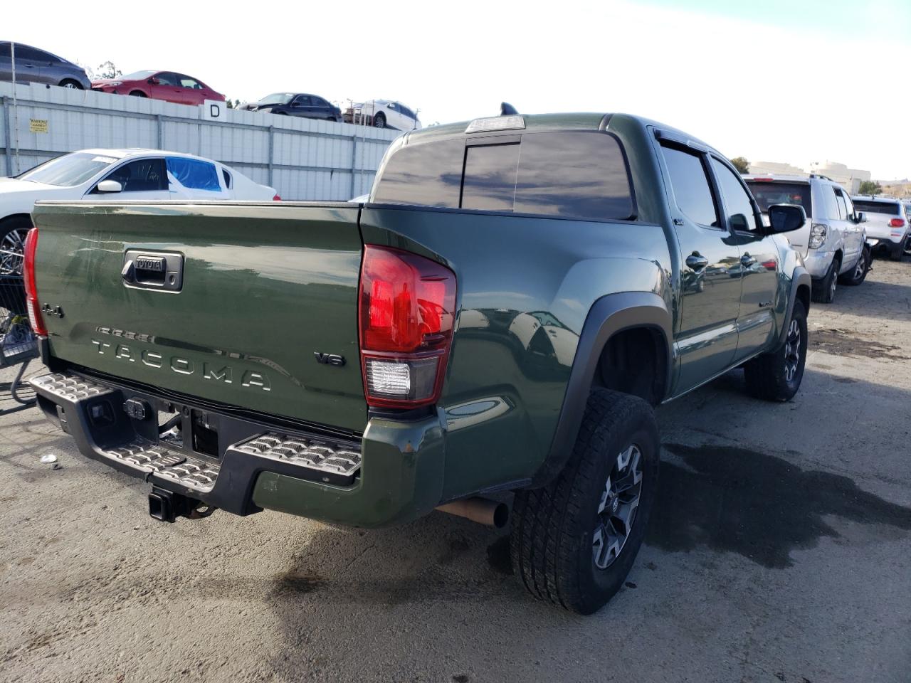 Obraz 3 z 2021 TOYOTA TACOMA DOUBLE CAB 2021 z VIN 5TFCZ5AN7MX273217