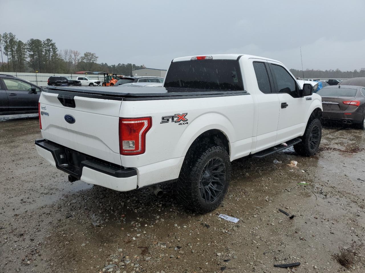 Изображение 3 2017 FORD F150 SUPER CAB 2017 с VIN 1FTFX1EF9HKE47421