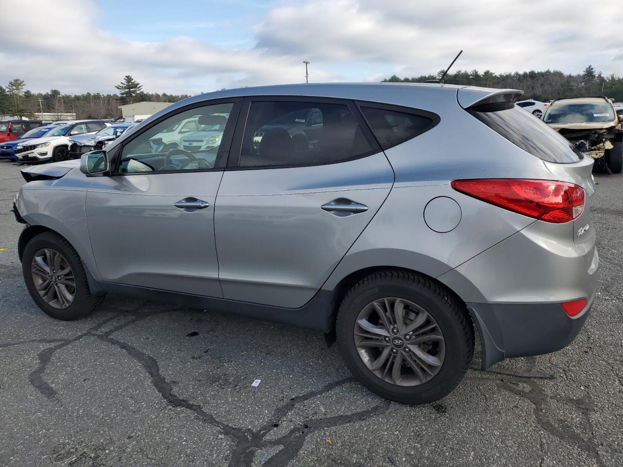 Image 2 of 2015 HYUNDAI TUCSON GLS 2015 with VIN KM8JTCAF2FU031876