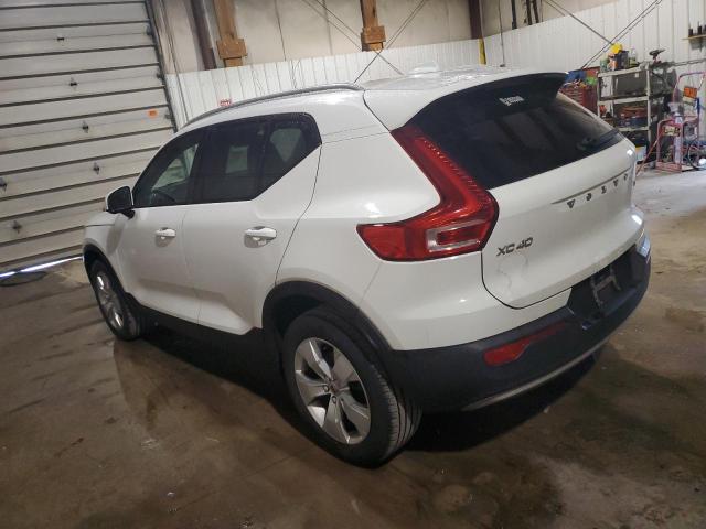 Изображение 2 2020 VOLVO XC40 T5 MOMENTUM 2020 с VIN YV4162UK3L2328447