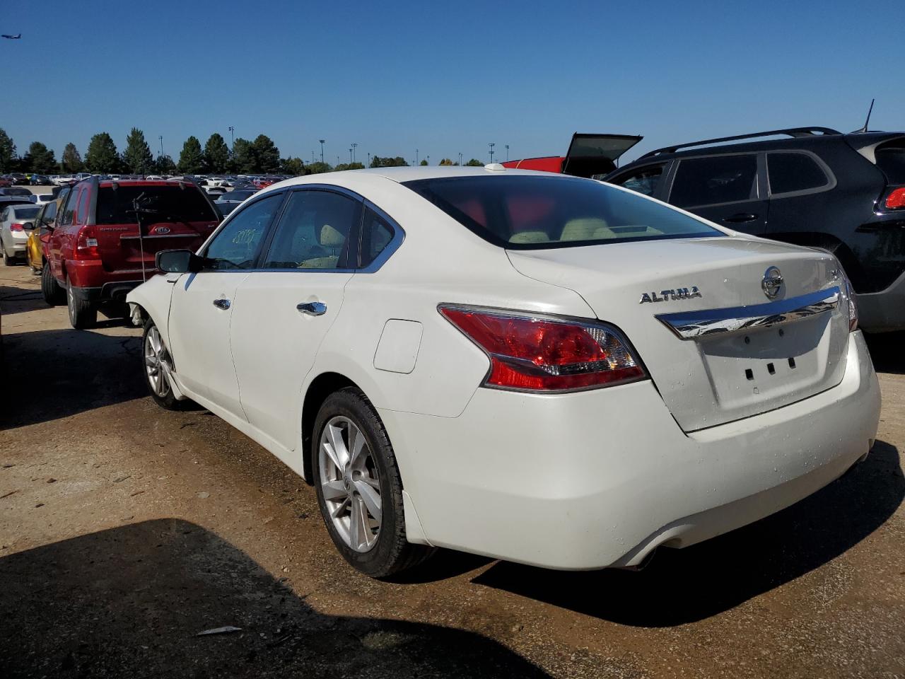 Image 2 of 2015 NISSAN ALTIMA 2.5 2015 with VIN 1N4AL3AP7FC221259
