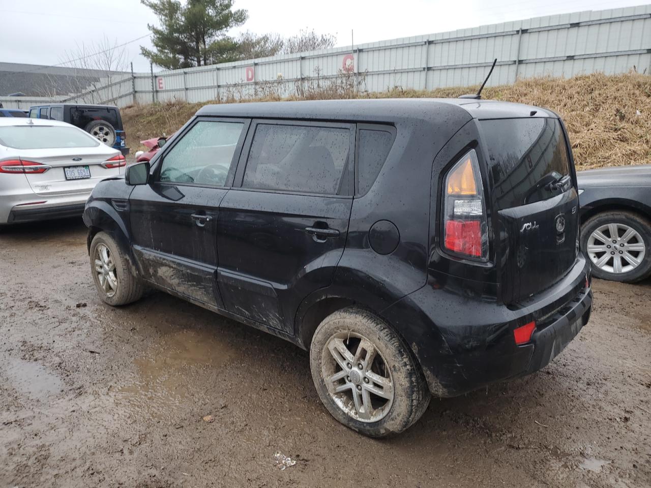 Изображение 2 2011 KIA SOUL + 2011 с VIN KNDJT2A26B7231440