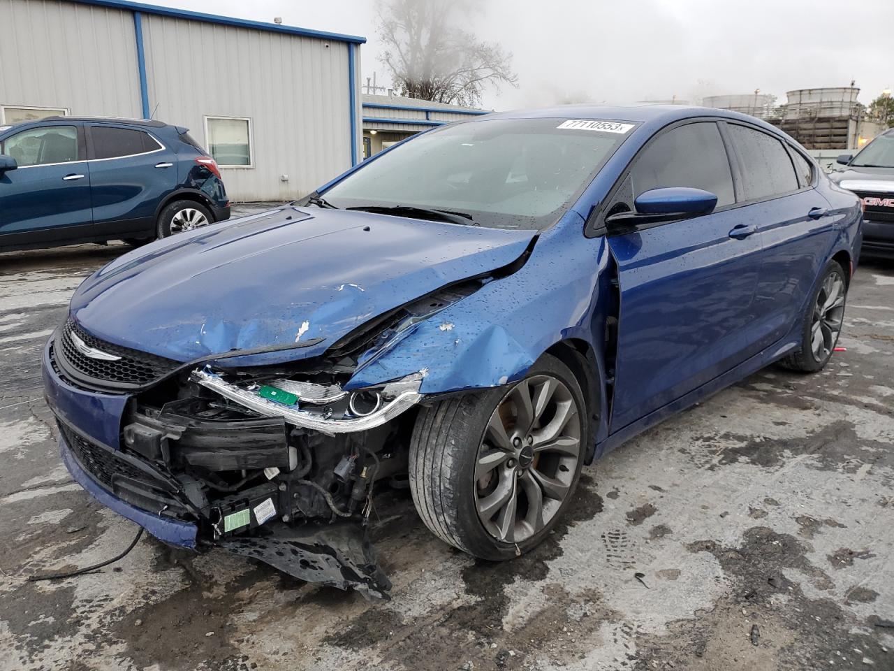 Изображение 1 2015 CHRYSLER 200 S 2015 с VIN 1C3CCCBB6FN641920