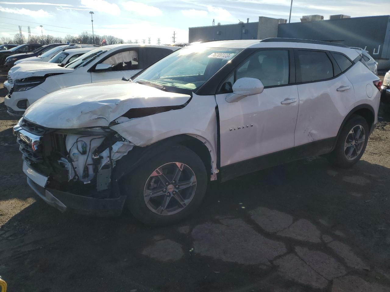 Изображение 2023 CHEVROLET BLAZER 2LT 2023
