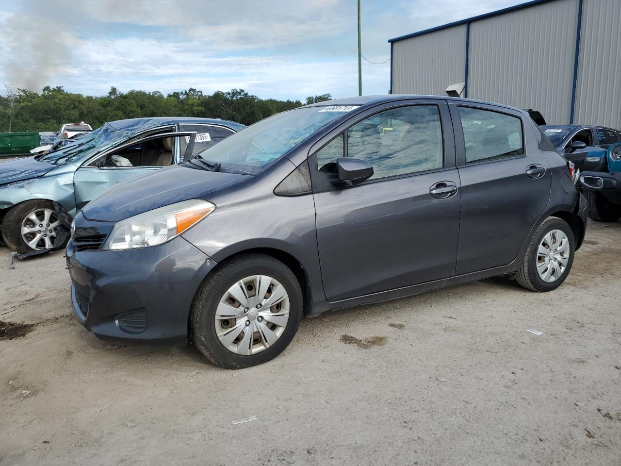 Image 1 of 2013 TOYOTA YARIS  2013 with VIN JTDKTUD37DD547101
