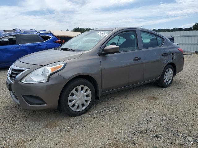 Obraz 1 z 2017 NISSAN VERSA S 2017 z VIN 3N1CN7AP6HL882280
