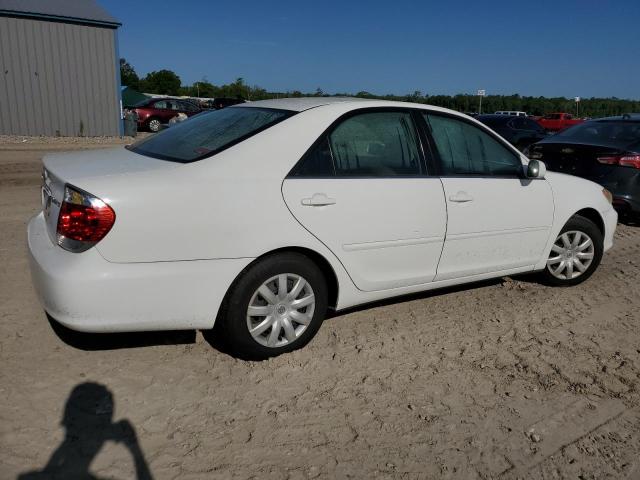 Image 3 of 2005 TOYOTA CAMRY LE 2005 with VIN 4T1BE32K15U008565