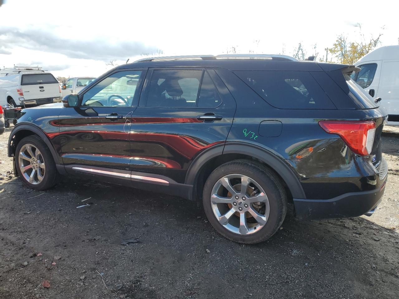 Obraz 2 z 2020 FORD EXPLORER PLATINUM 2020 z VIN 1FM5K8HCXLGA01578
