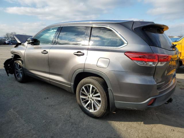 Image 2 of 2017 TOYOTA HIGHLANDER SE 2017 with VIN 5TDJZRFH1HS452804