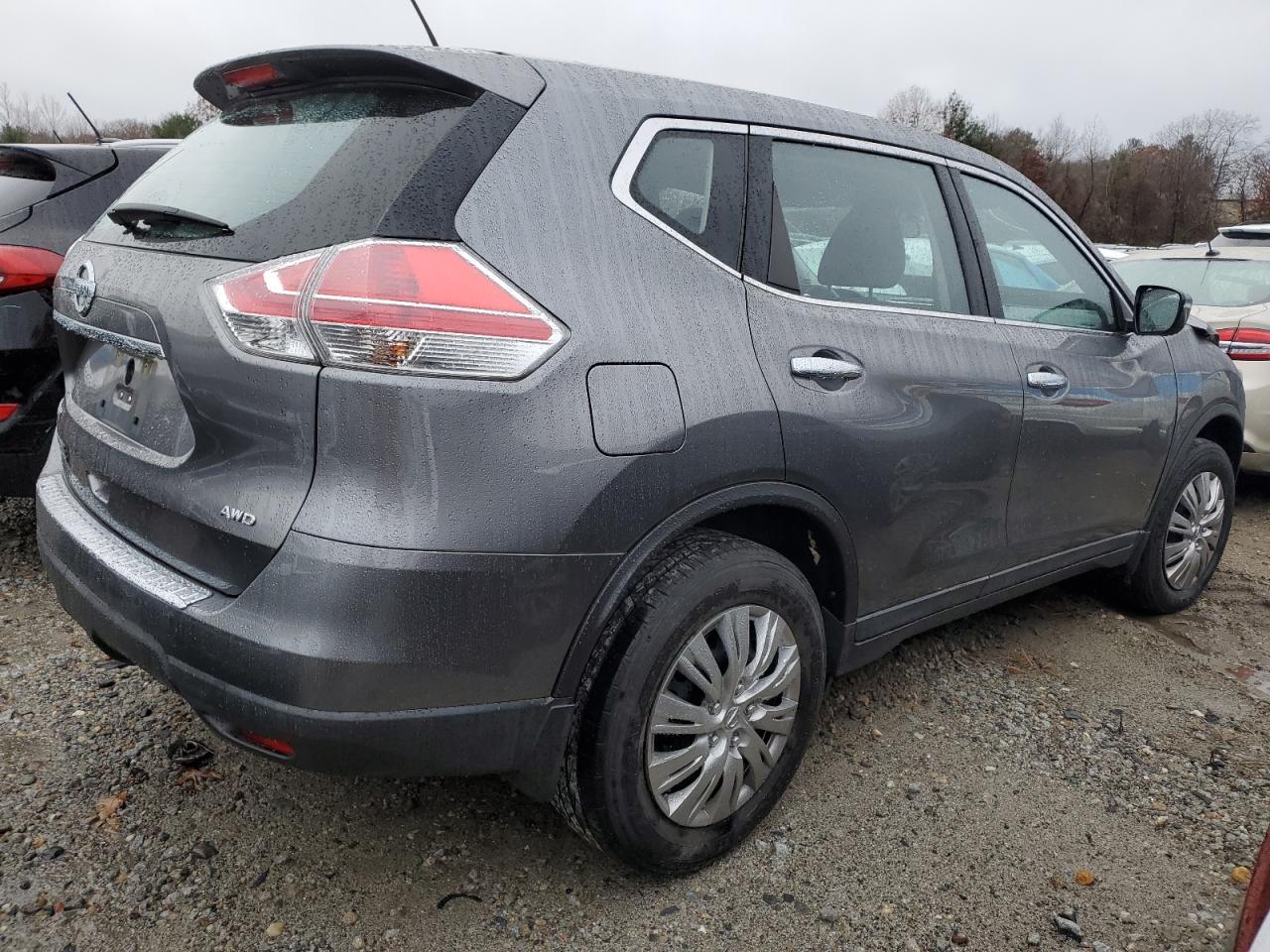 Изображение 3 2015 NISSAN ROGUE S 2015 с VIN KNMAT2MV0FP557830